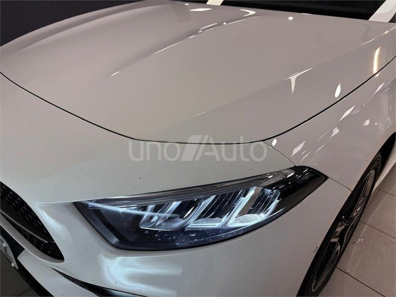 CLASE A 250 e con tecnología híbrida EQ Sedán