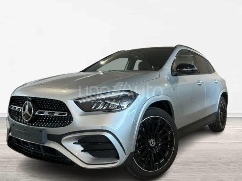 CLASE GLA 250 e con tecnología híbrida EQ