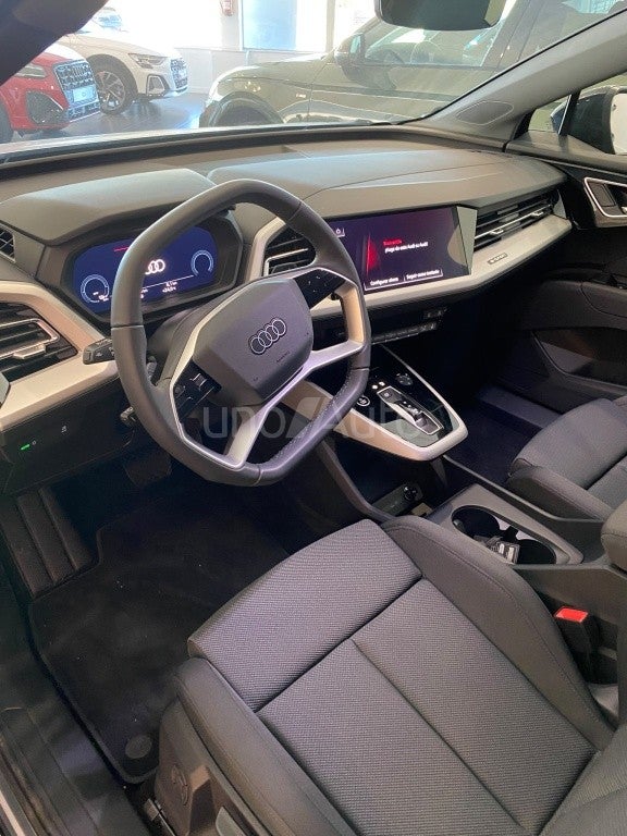 Q4 e-tron 45 Genuine edition 210kW 82KWh