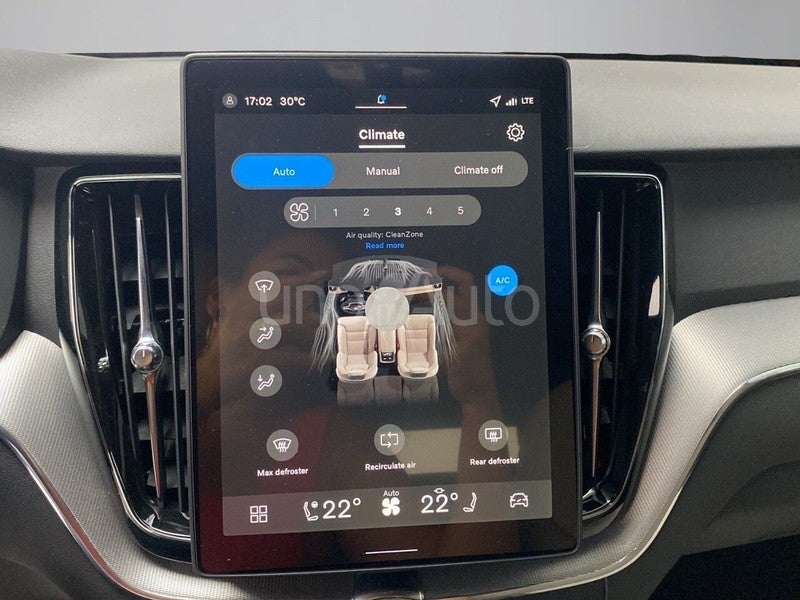 2.0 B5 G MHEV Core Auto AWD