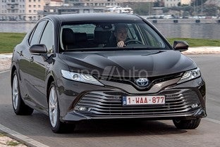TOYOTA Camry Híbrido Luxury Aut.