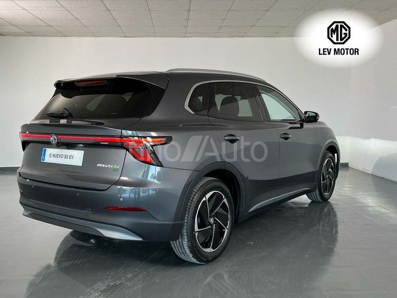 MG S5 64kWh Luxury