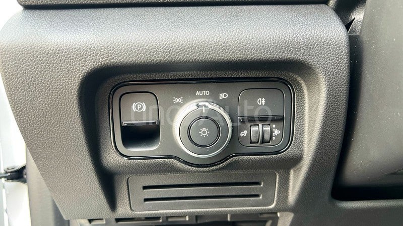 110 CDI 70kW Tourer Base