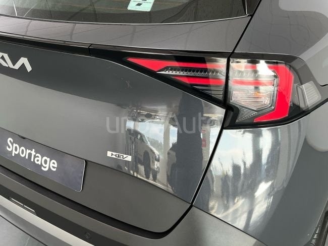 Sportage 1.6 T-GDi HEV Concept 239