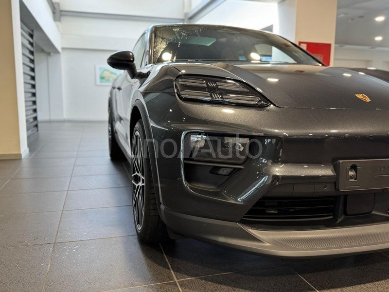 Macan 4