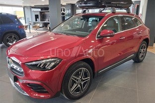MERCEDES-BENZ Clase GLA 250 e con tecnología híbrida EQ