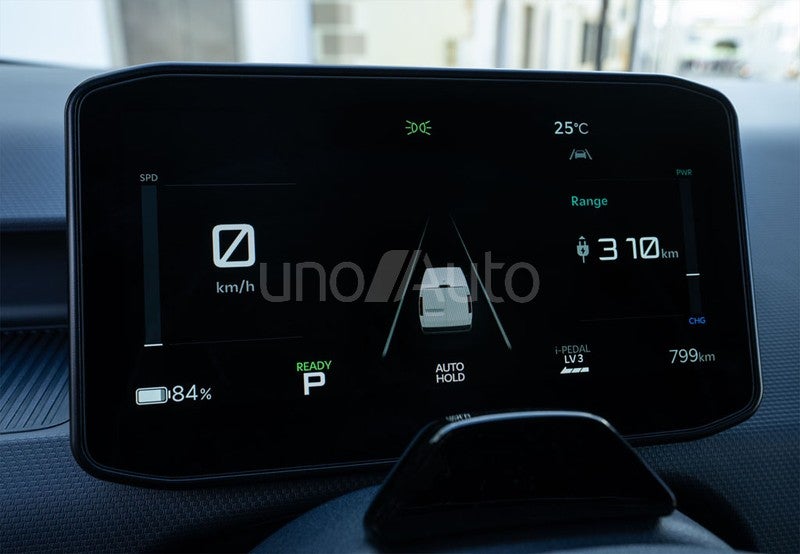 PV5 Passenger L2H1 Medium Range Plus