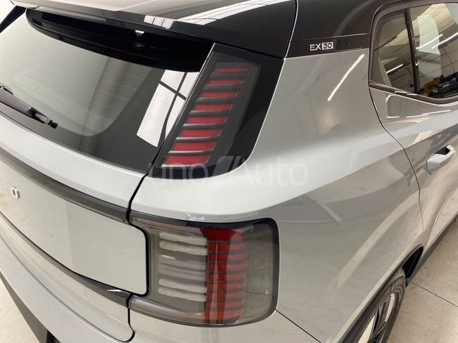 EX30 Single Extended Range Plus RWD