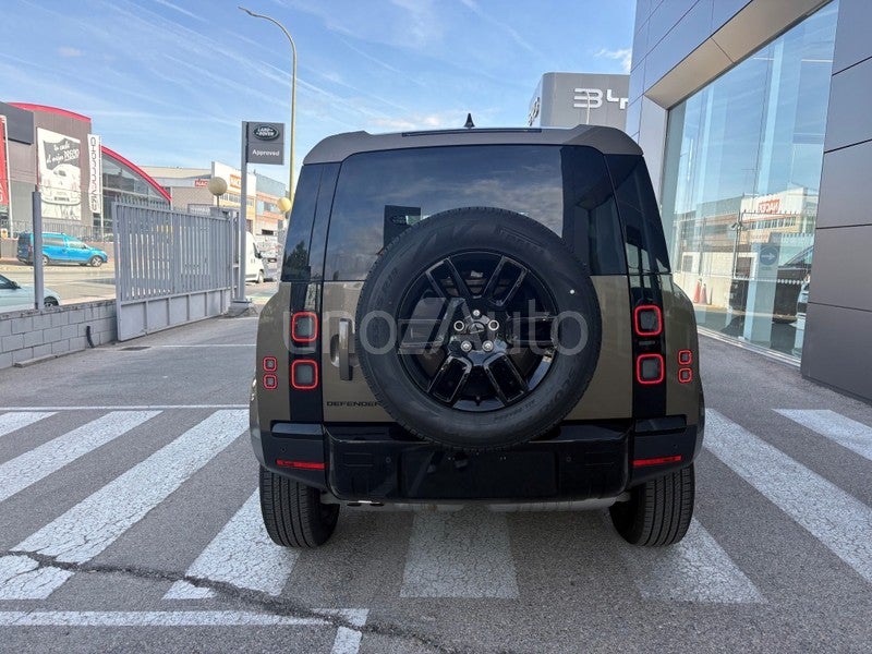Defender 110 3.0D l6 MHEV S AWD Aut. 250