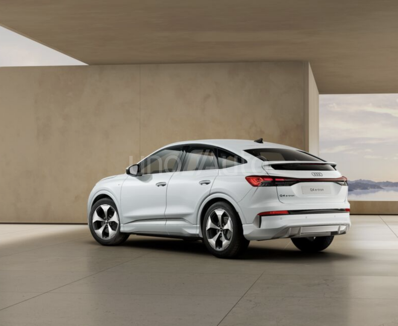 Q4 e-tron Sportback performance S line 210kW 82KWh