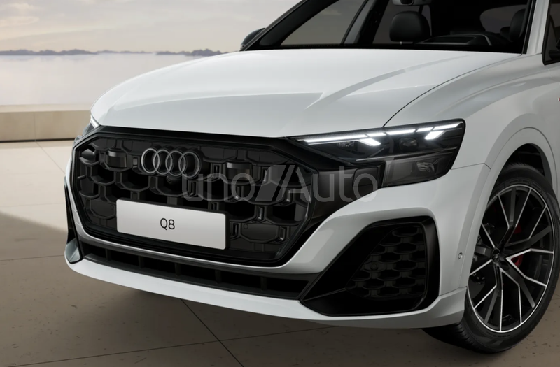 Q8 TFSIe Black line quattro tiptronic 360kW