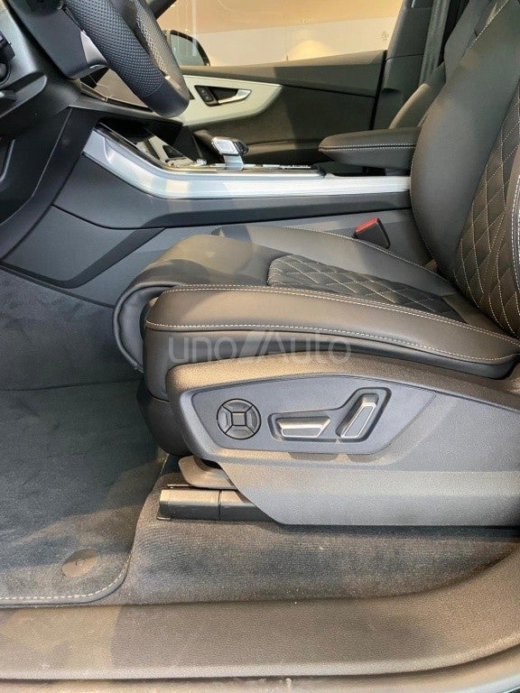 Q8 TFSIe Black line quattro tiptronic 290kW