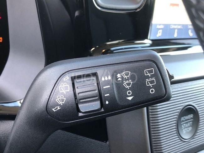 Tourneo Courier 1.0 Ecoboost Titanium