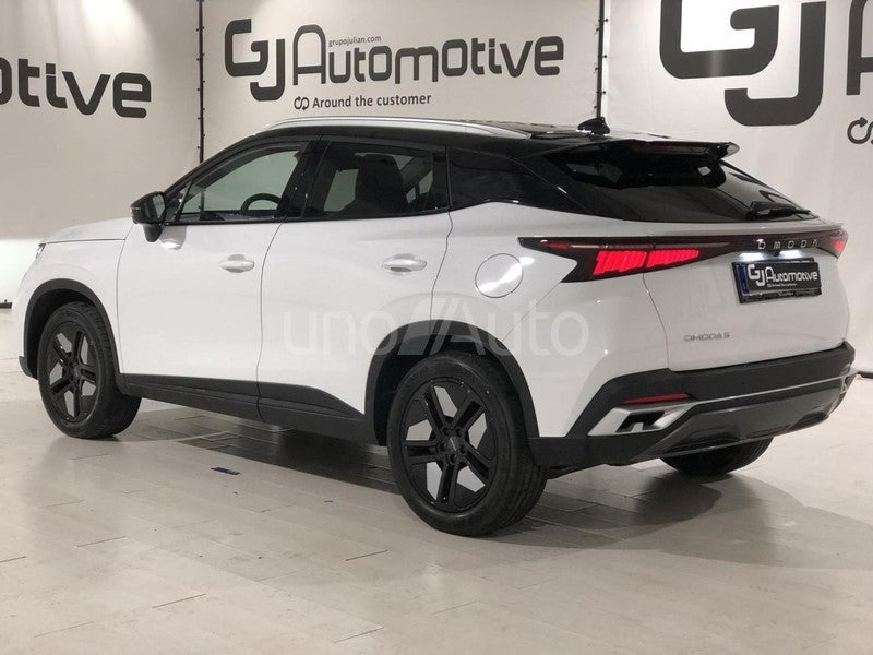 MY25 - Premium 1.6 TGDI 108kW (145cv)