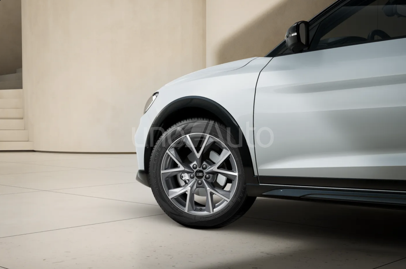 A1 Allstreet 30 TFSI Adrenalin S tronic 85kW