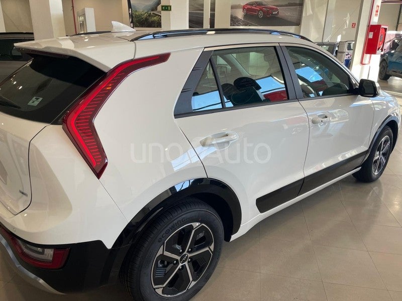 Niro 1.6 HEV Concept 129