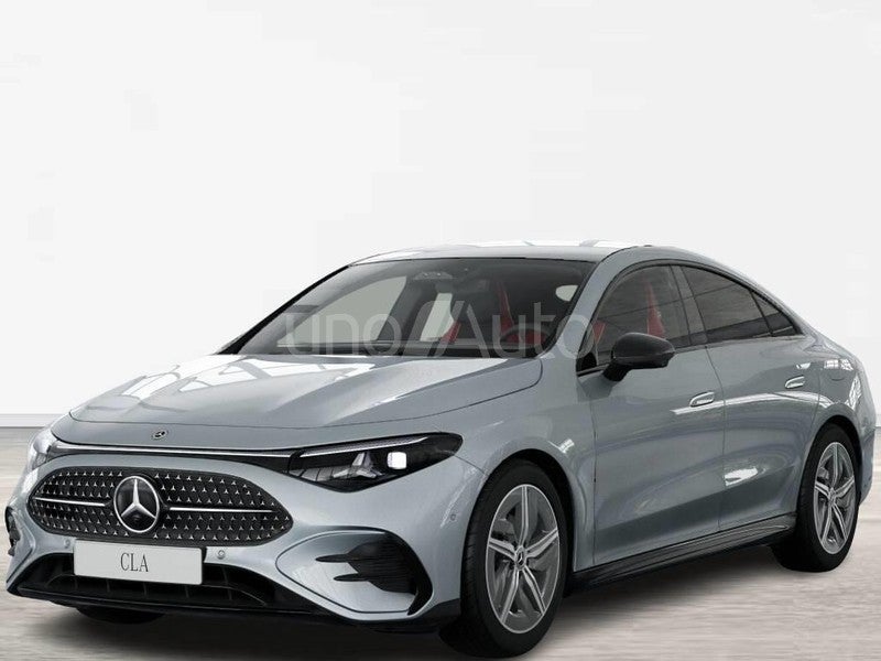 CLASE CLA 180 con tecnología híbrida