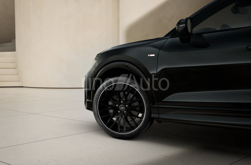 Q2 35 TFSI Adrenalin Black edition S tronic 110kW