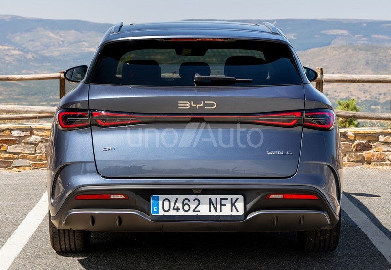 Seal 6 DM-i Touring Comfort Lite 156kW