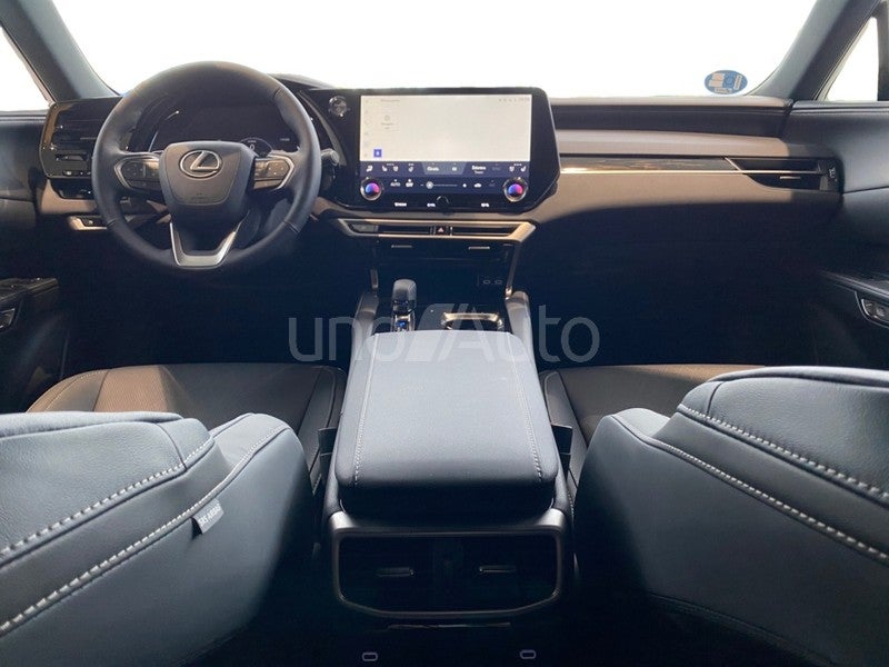 RX 450h+ Executive
