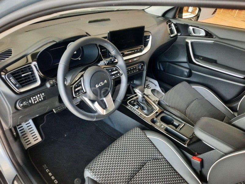 1.0 MHEV Drive 85kW (115CV) DCT