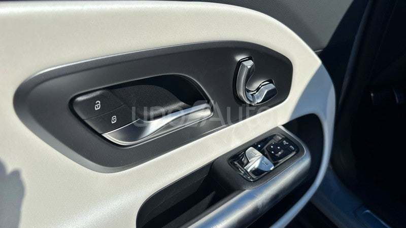 CLA Eléctrico 250+