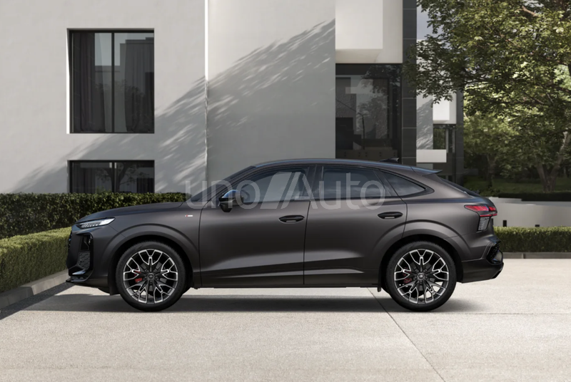 Q3 Sportback 1.5 TFSI Black line S tronic 110kW