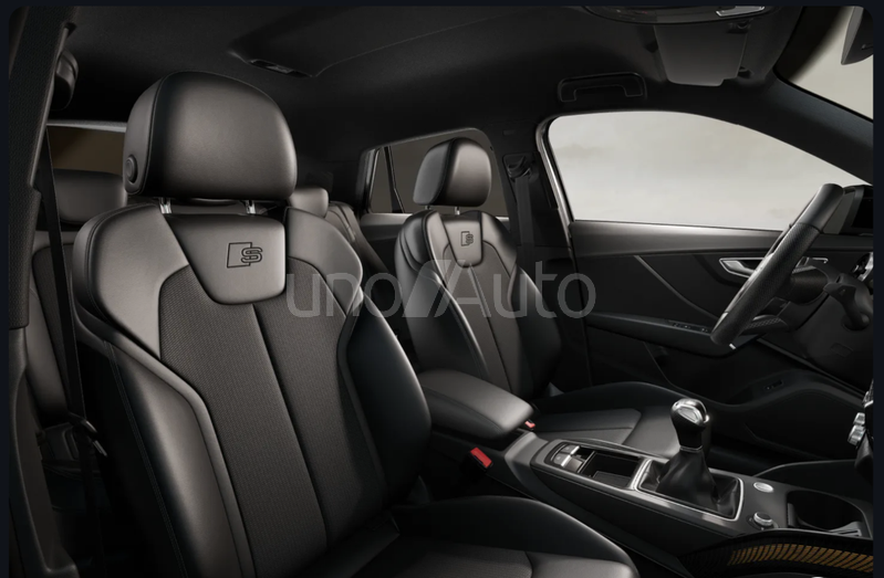 Q2 35 TFSI Adrenalin Black edition 110kW