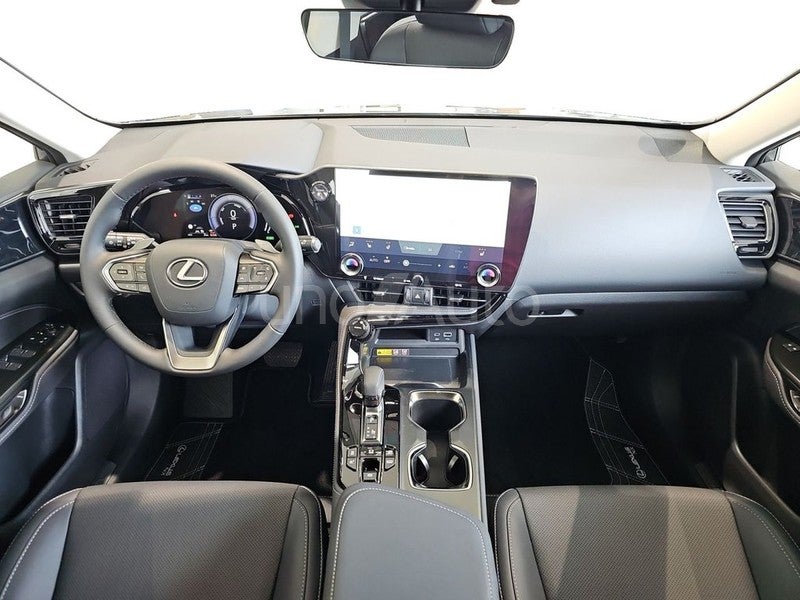 LEXUS NX 450h+ Premium+ 4WD