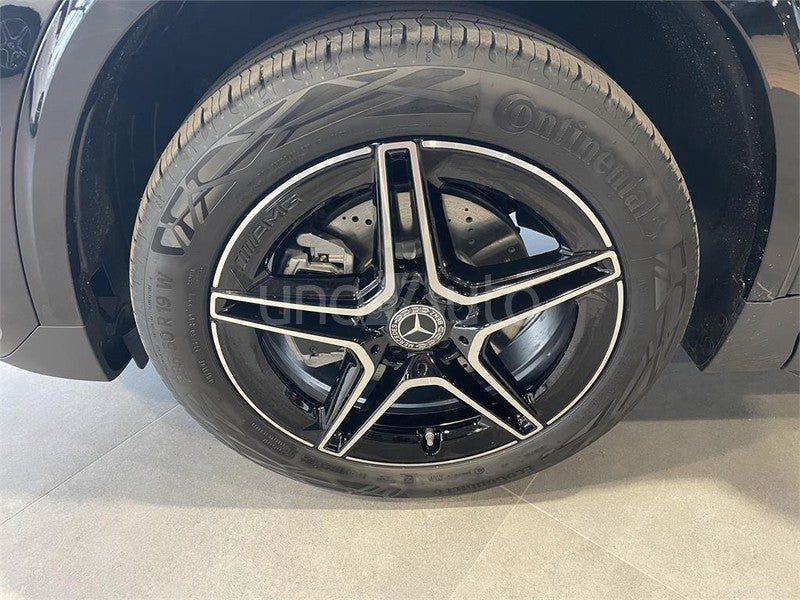 CLASE GLA 250 e con tecnología híbrida EQ