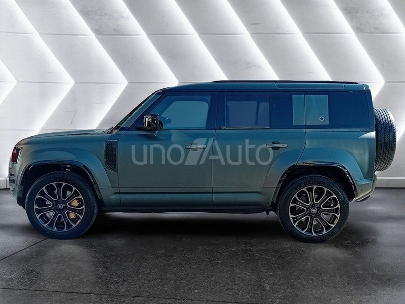 LAND-ROVER Defender 4.4 V8 635 Octa Edition One 110 Auto 4WD