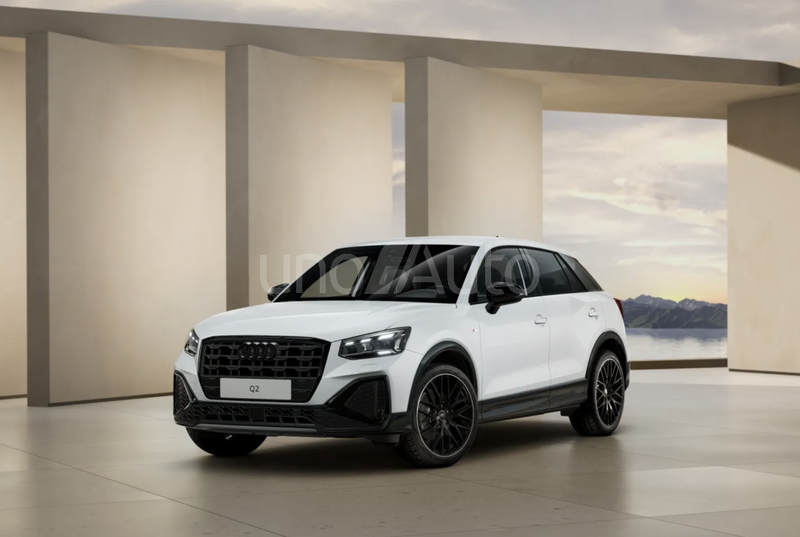Q2 35 TFSI Adrenalin Black edition 110kW