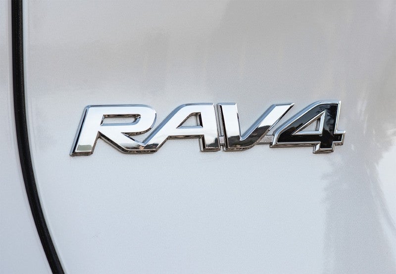 TOYOTA RAV-4