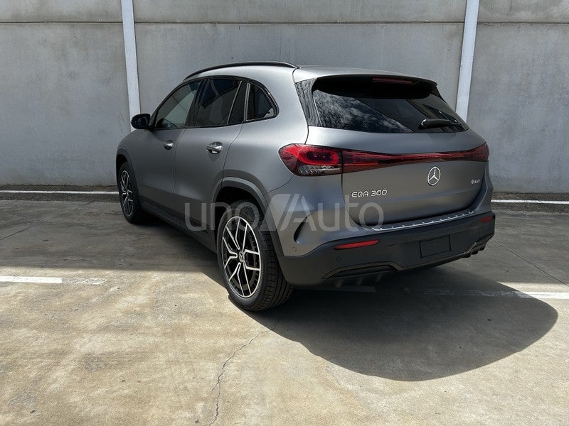 EQA 300 4matic