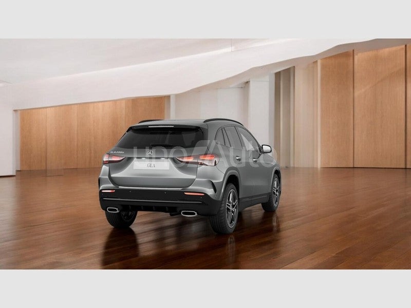 GLA 200d 8G-DCT