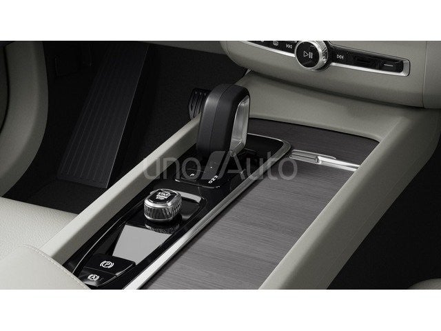 XC60 T6 Recharge Plus Dark