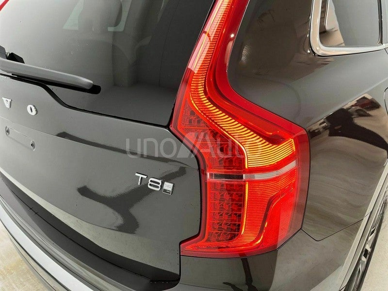 2.0 T8 AWD Core Recharge Auto