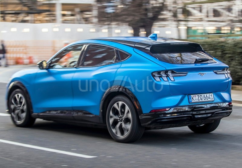 Mustang Mach-E Premium RWD Rango extendido