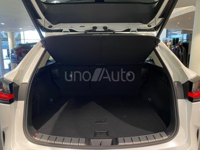 NX 300h Premium 2WD