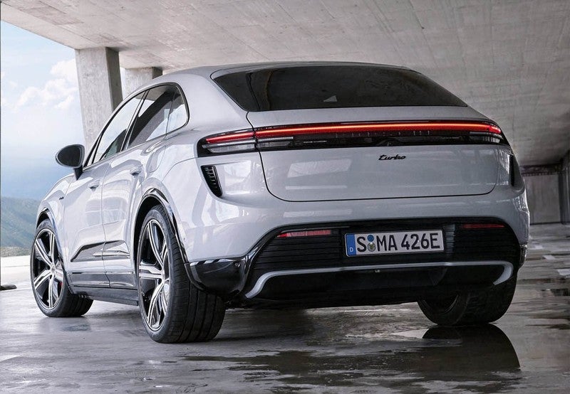 PORSCHE Macan