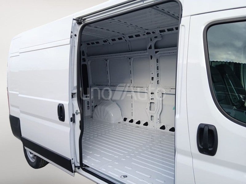 FURGON 3.5T L3H2 2.2 BHDI 140CV MT6