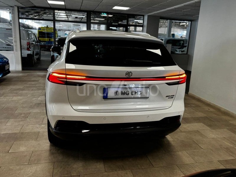 MG HS 1.5T-GDI PHEV Luxury