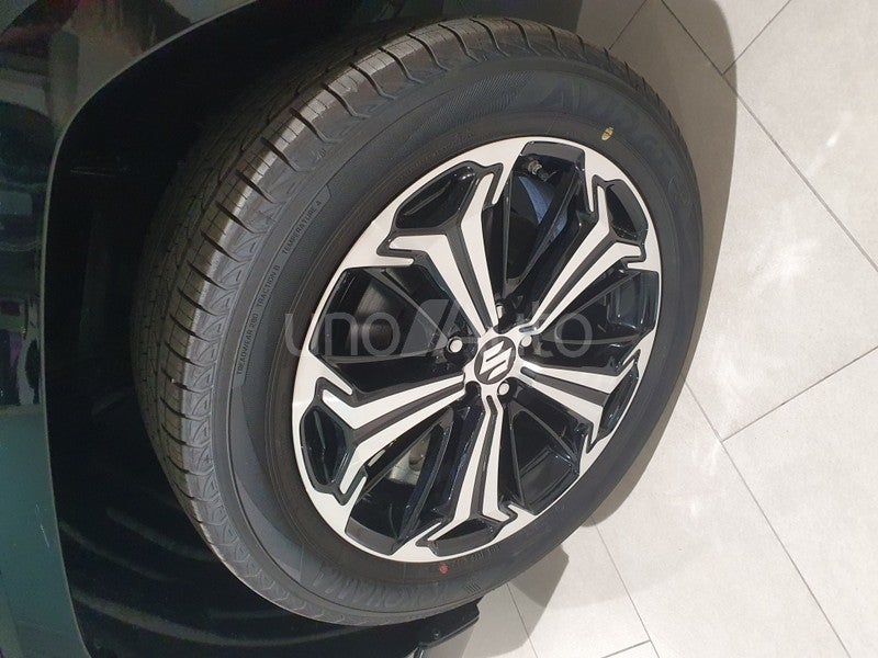 Across 2.5L PHEV AWD