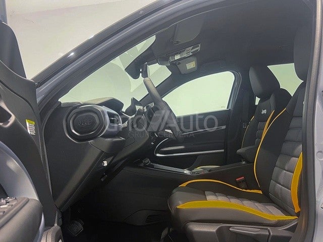 Avenger 1.2 Ehybrid The North Face 145 4xe