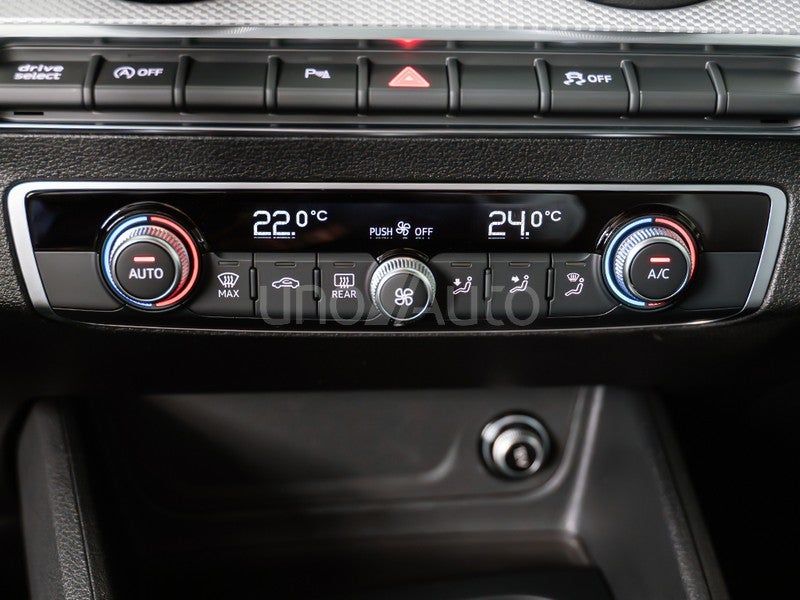 Q2 35 TDI Black line edition quattro S tronic 110kW