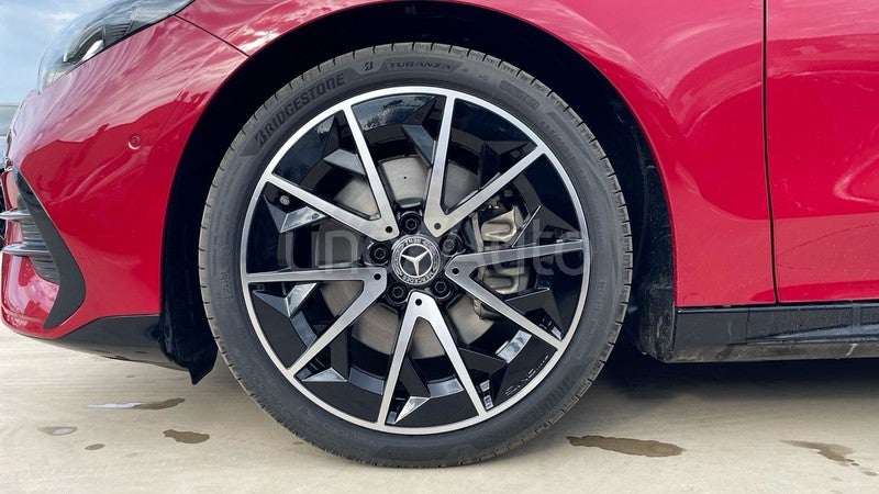 CLA Eléctrico 250+