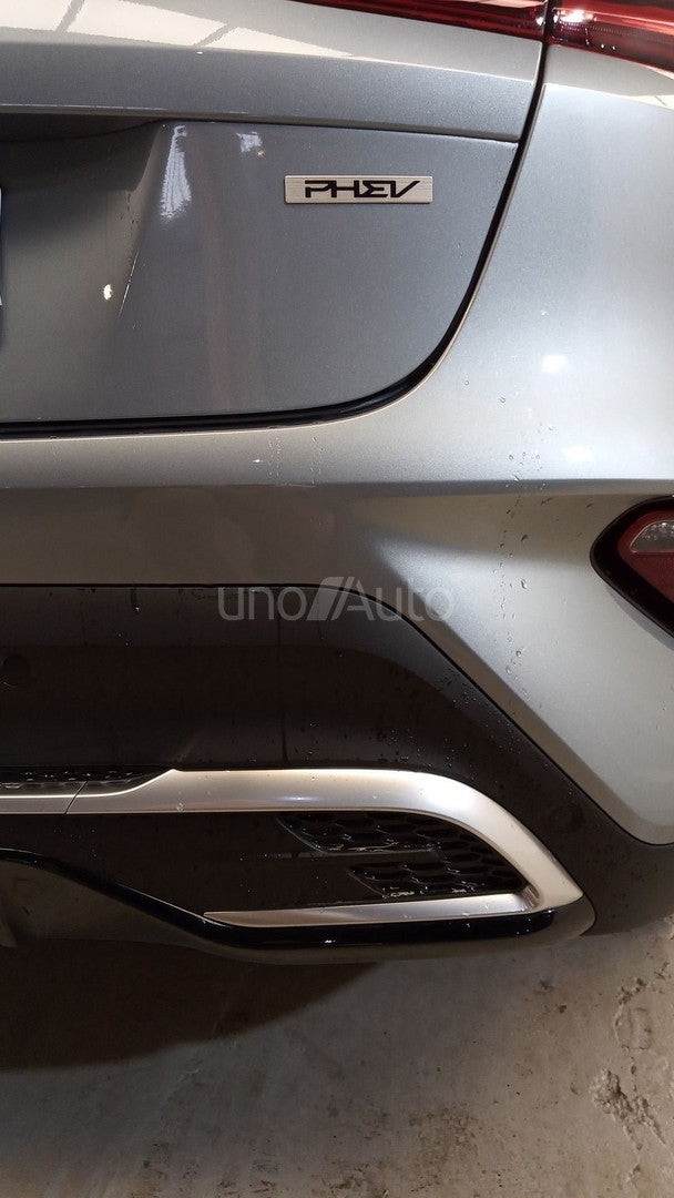 PHEV 1.6 GDi PHEV 141cv eDrive
