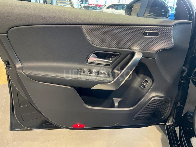 CLASE A 250 e con tecnología híbrida EQ