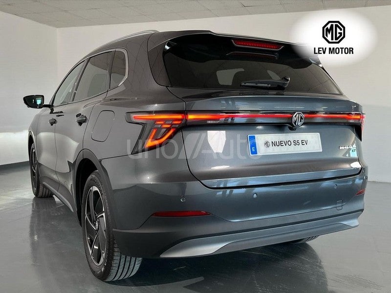 MG S5 64kWh Luxury