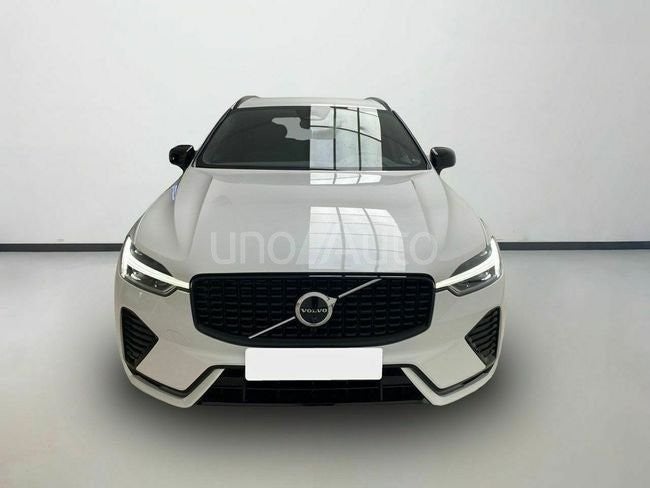 2.0 B5 G AWD Plus Dark Auto